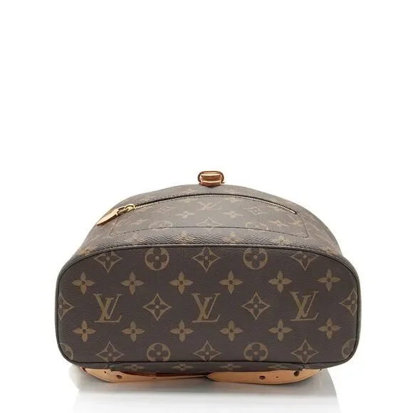 Louis Vuitton Monogram Canvas Montsouris NM Backpack - Picture 4 of 12